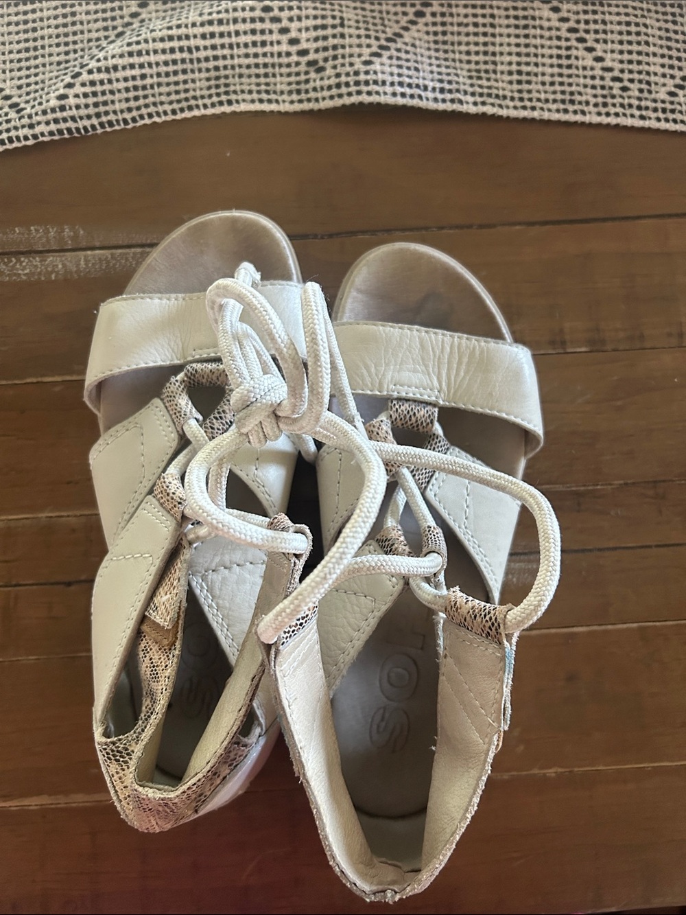 Sorel Beige/Tan Leather Lace-Up Sandal